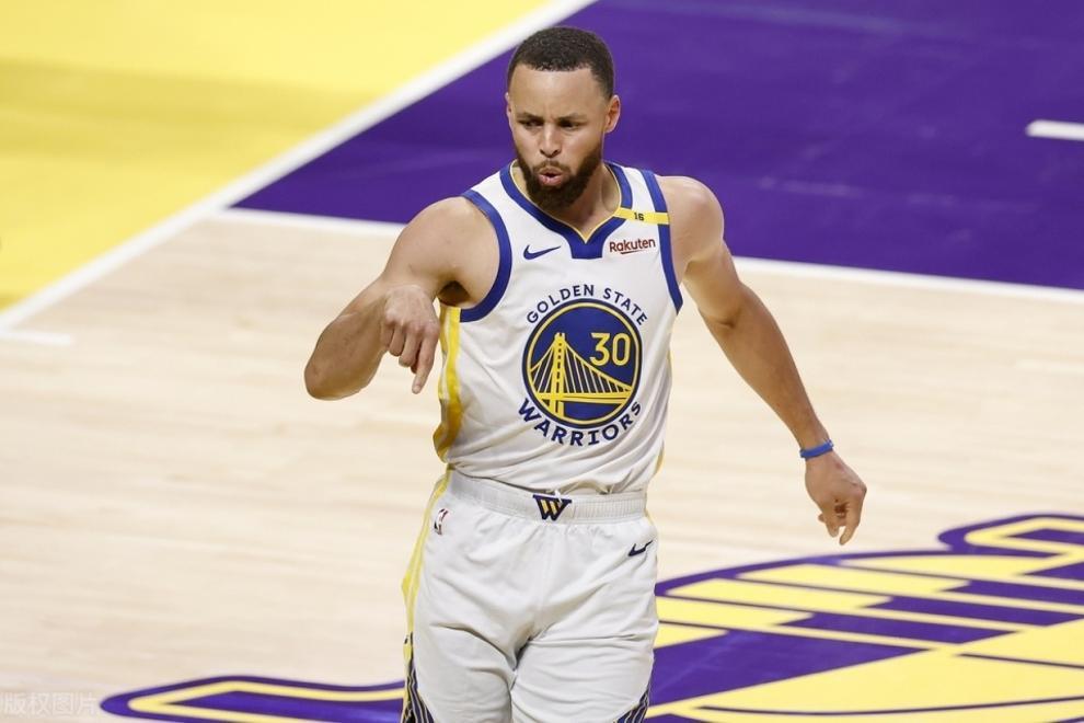 包含勇士负湖人，沃克砍下全场最高得分难救主的词条